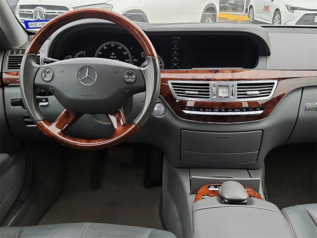 Used 2007 Mercedes-Benz S 550 image 19
