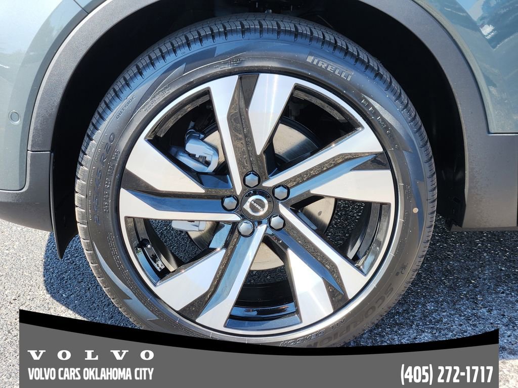 New 2026 Volvo XC40 B4 Plus w/ Protection Package Premier image 11