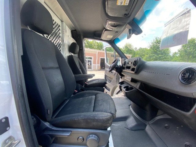 Used 2019 Mercedes-Benz Sprinter 2500 image 21