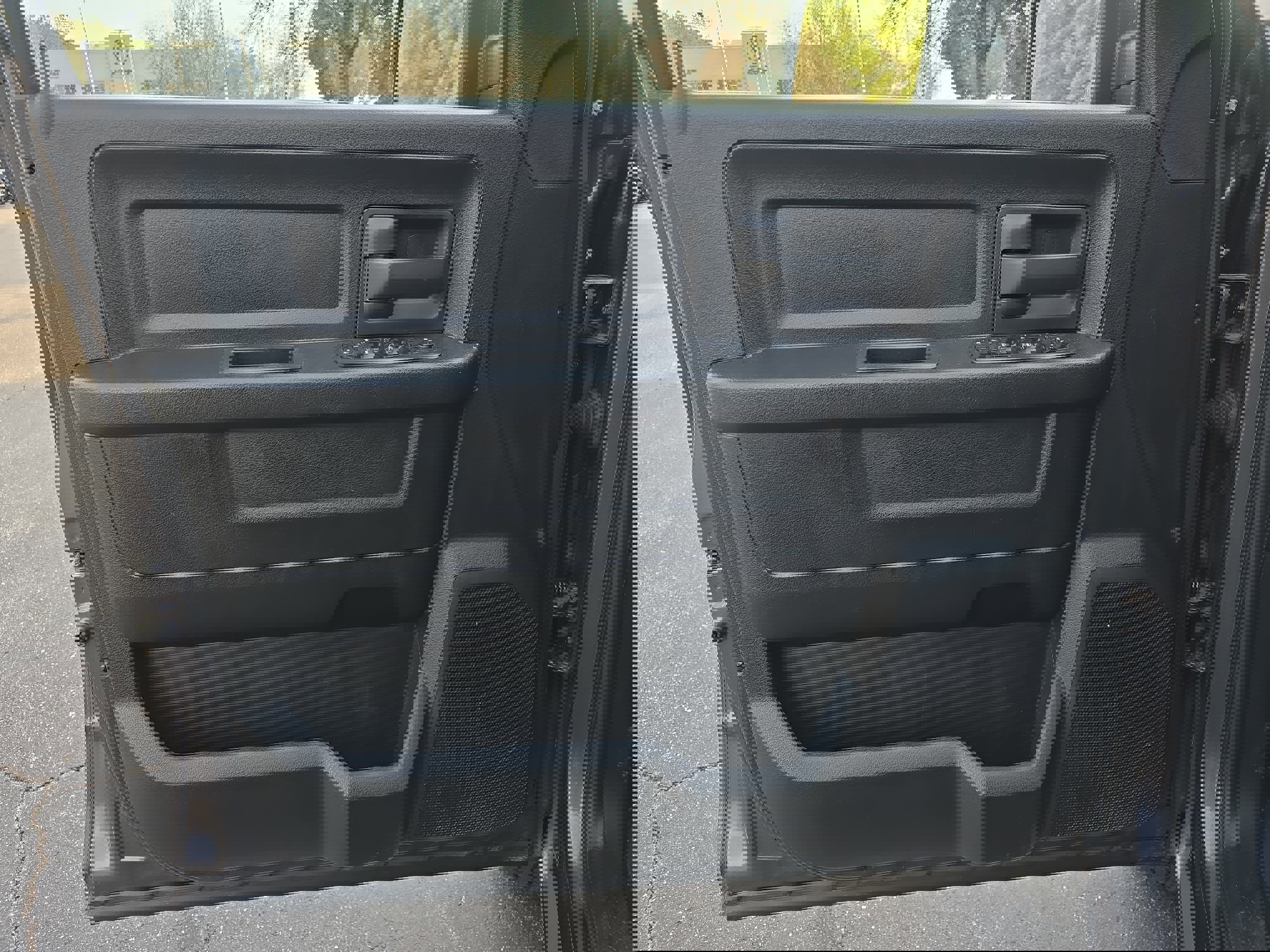 Used 2018 RAM 1500 Express w/ Express Value Package image 26