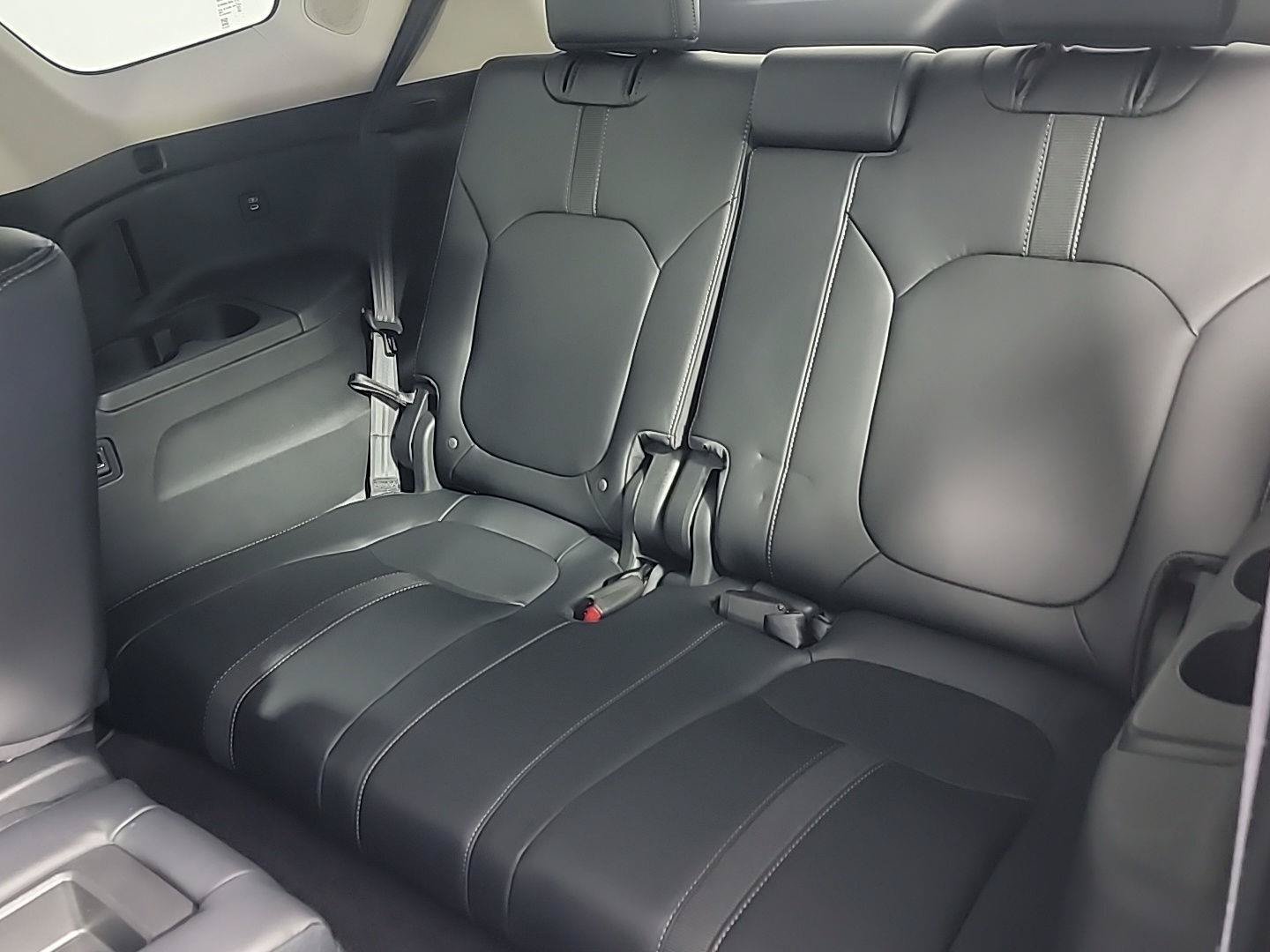 Certified 2025 Honda Pilot Touring image 18