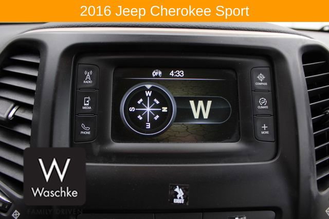 Used 2016 Jeep Cherokee Sport w/ Cold Weather Group image 33
