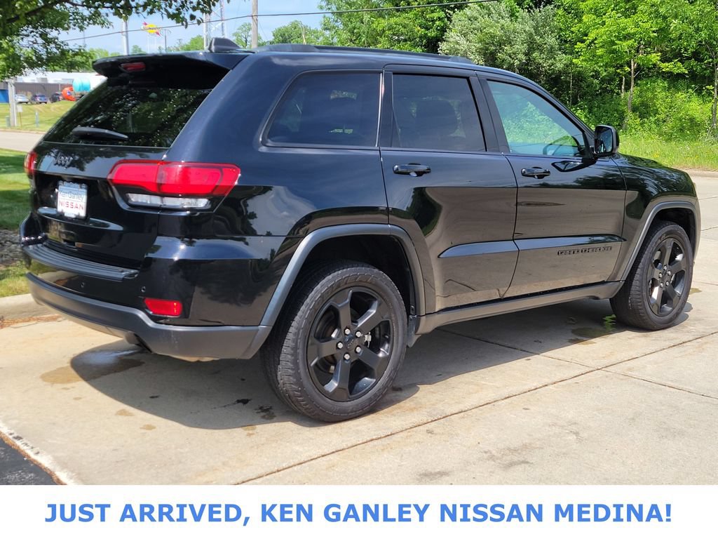 Used 2021 Jeep Grand Cherokee Freedom Edition AWD/4WD image 3