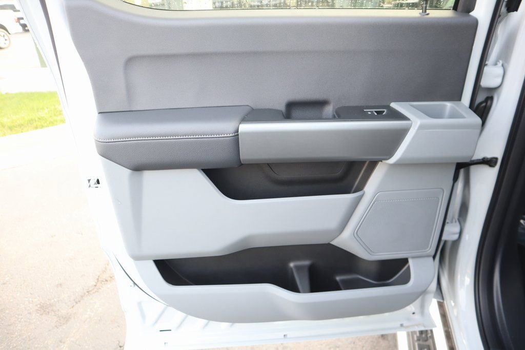 New 2026 Ford F350 XLT w/ 360-Degree Camera Package image 15