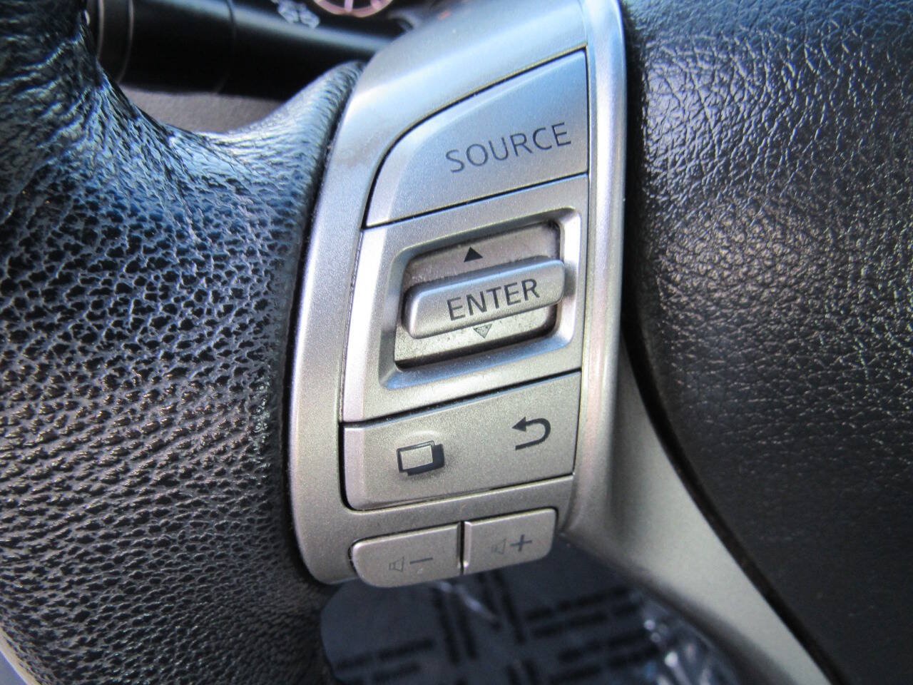 Used 2014 Nissan Altima 2.5 SL w/ Technology Package FWD image 15