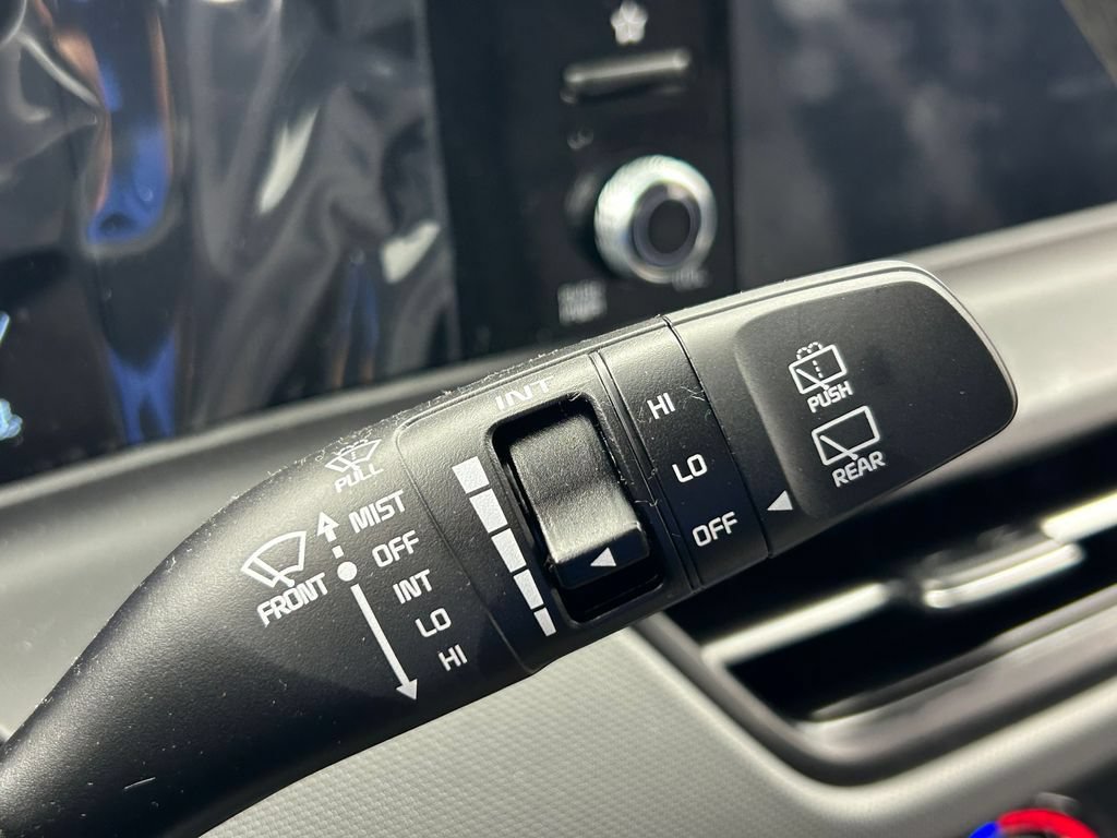 Used 2026 Kia Seltos LX FWD image 28