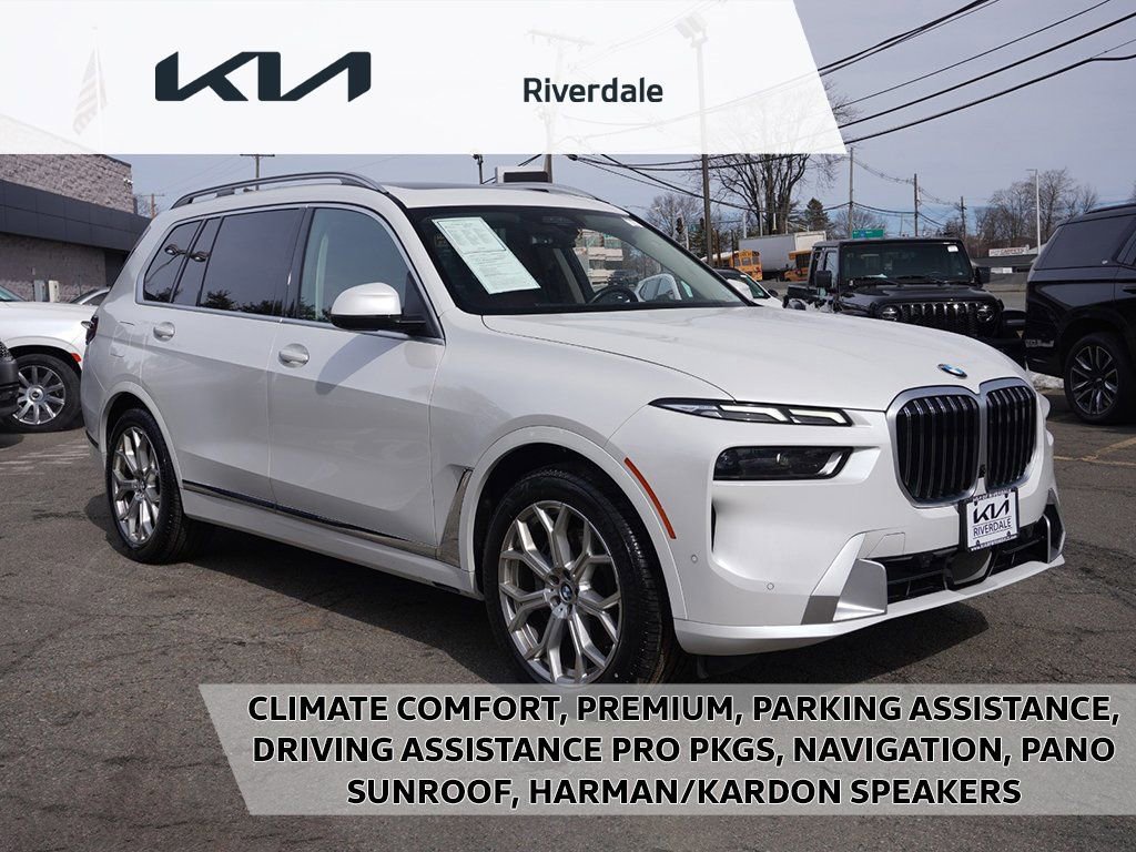 Used 2023 BMW X7 xDrive40i w/ Premium Package image 1