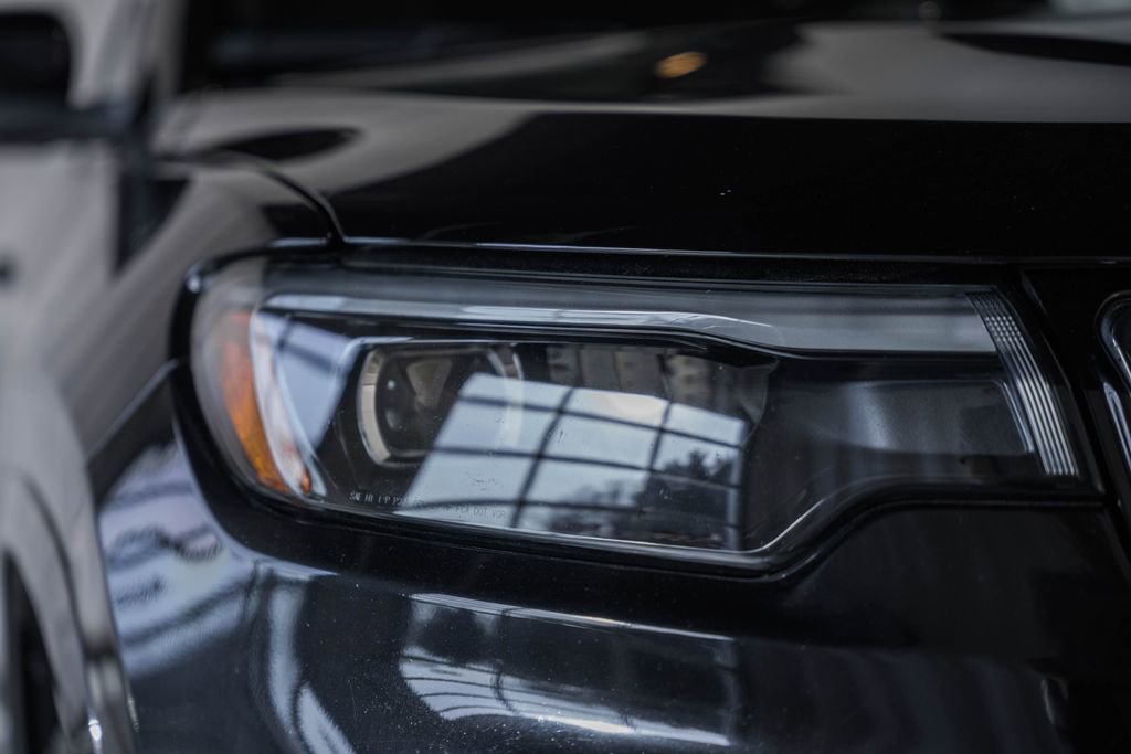 Used 2024 Jeep Compass Limited w/ Elite Group image 17