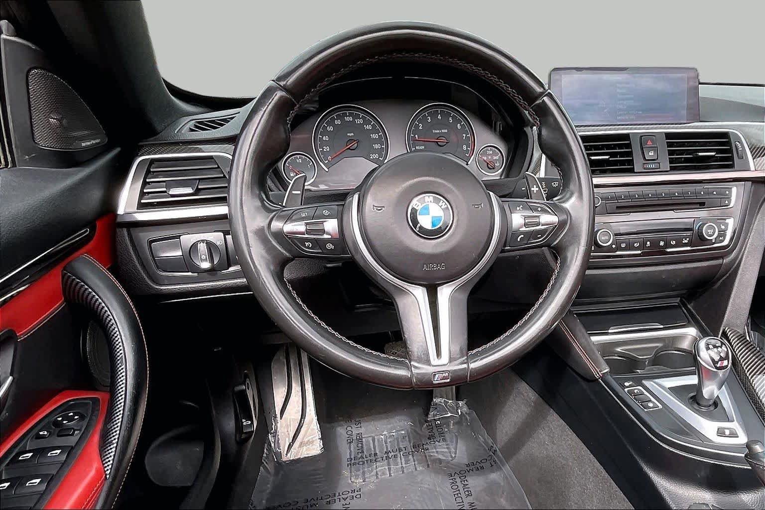 Used 2016 BMW M4 Convertible RWD image 5