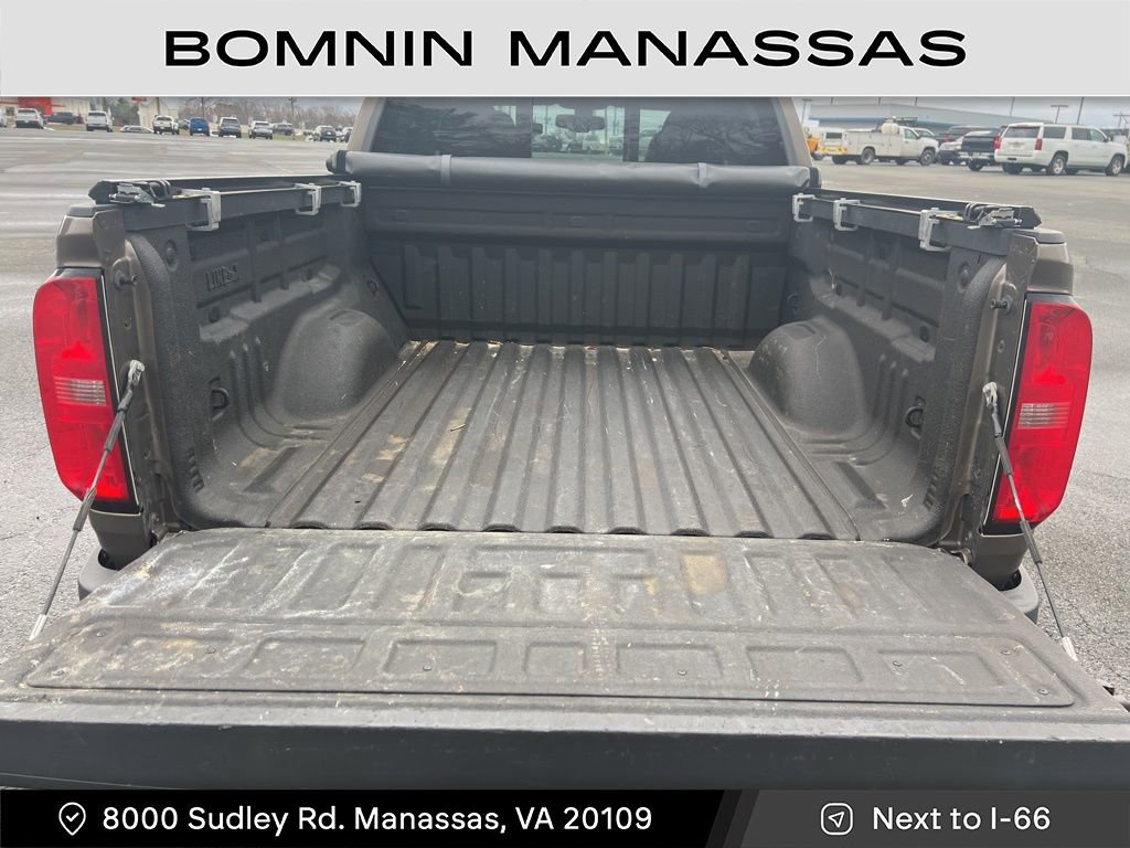 Used 2017 Chevrolet Colorado Z71 image 9