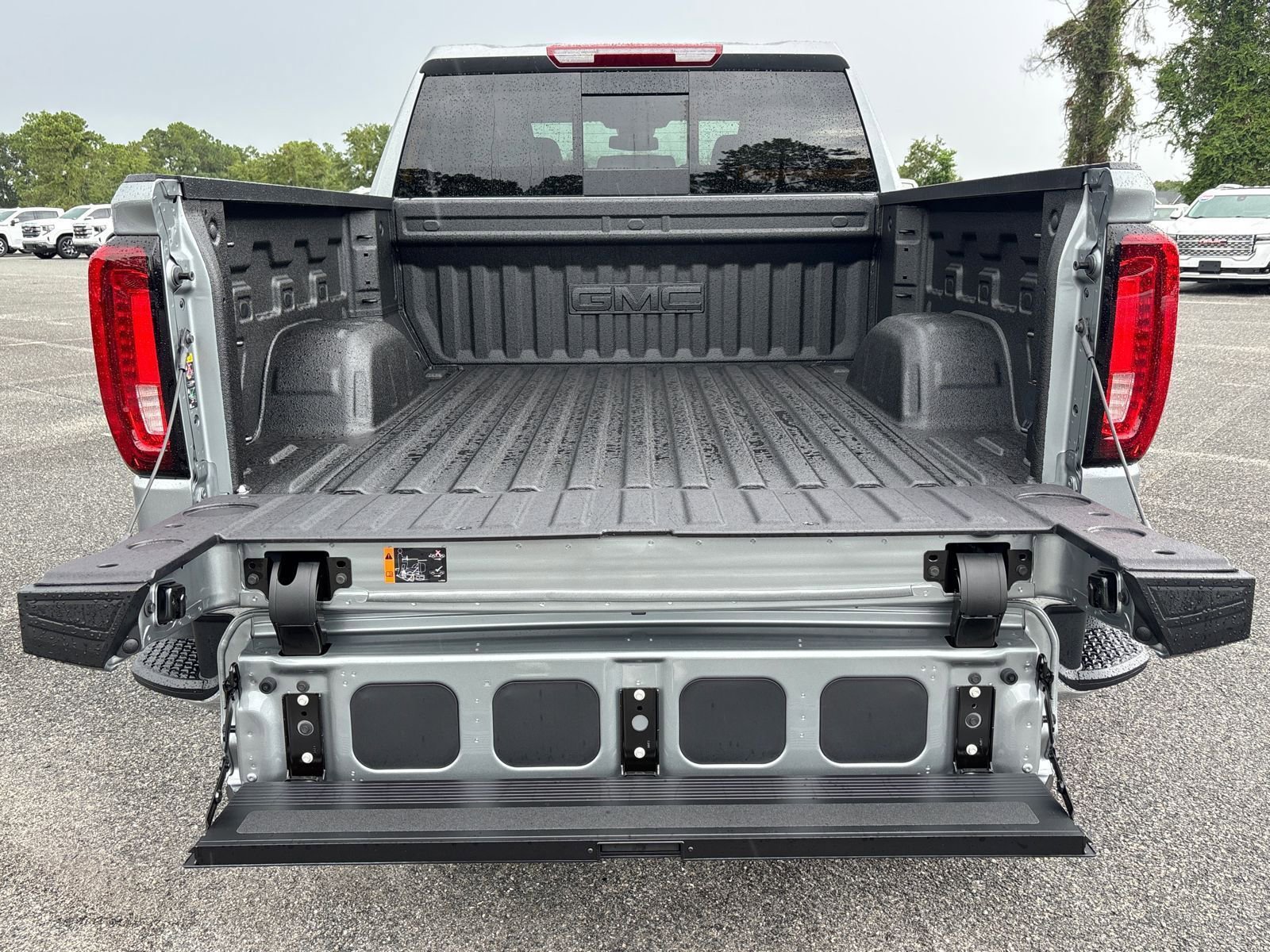 New 2026 GMC Sierra 1500 SLT w/ SLT Premium Plus Package image 38