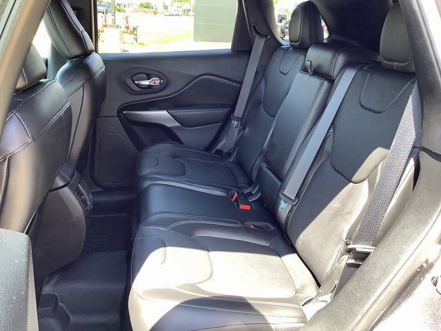 Used 2020 Jeep Cherokee High Altitude image 22