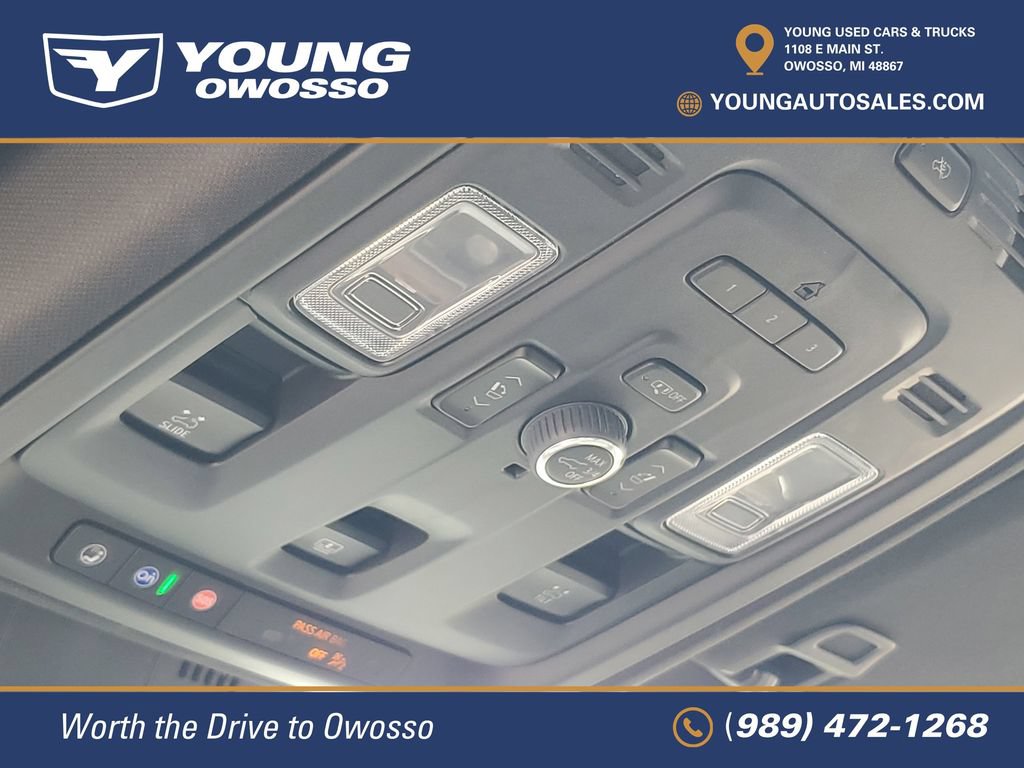Certified 2024 Cadillac Escalade Premium Luxury w/ LPO, Floor Liner Package AWD/4WD image 22