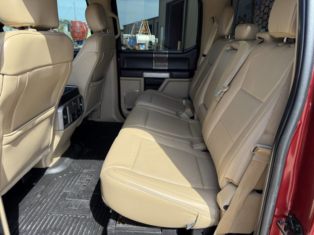 Used 2019 Ford F550 4x4 Crew Cab Super Duty image 13