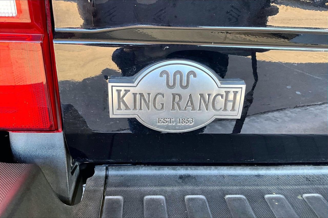 Used 2022 Ford F250 King Ranch w/ Tremor Off-Road Package AWD/4WD image 31