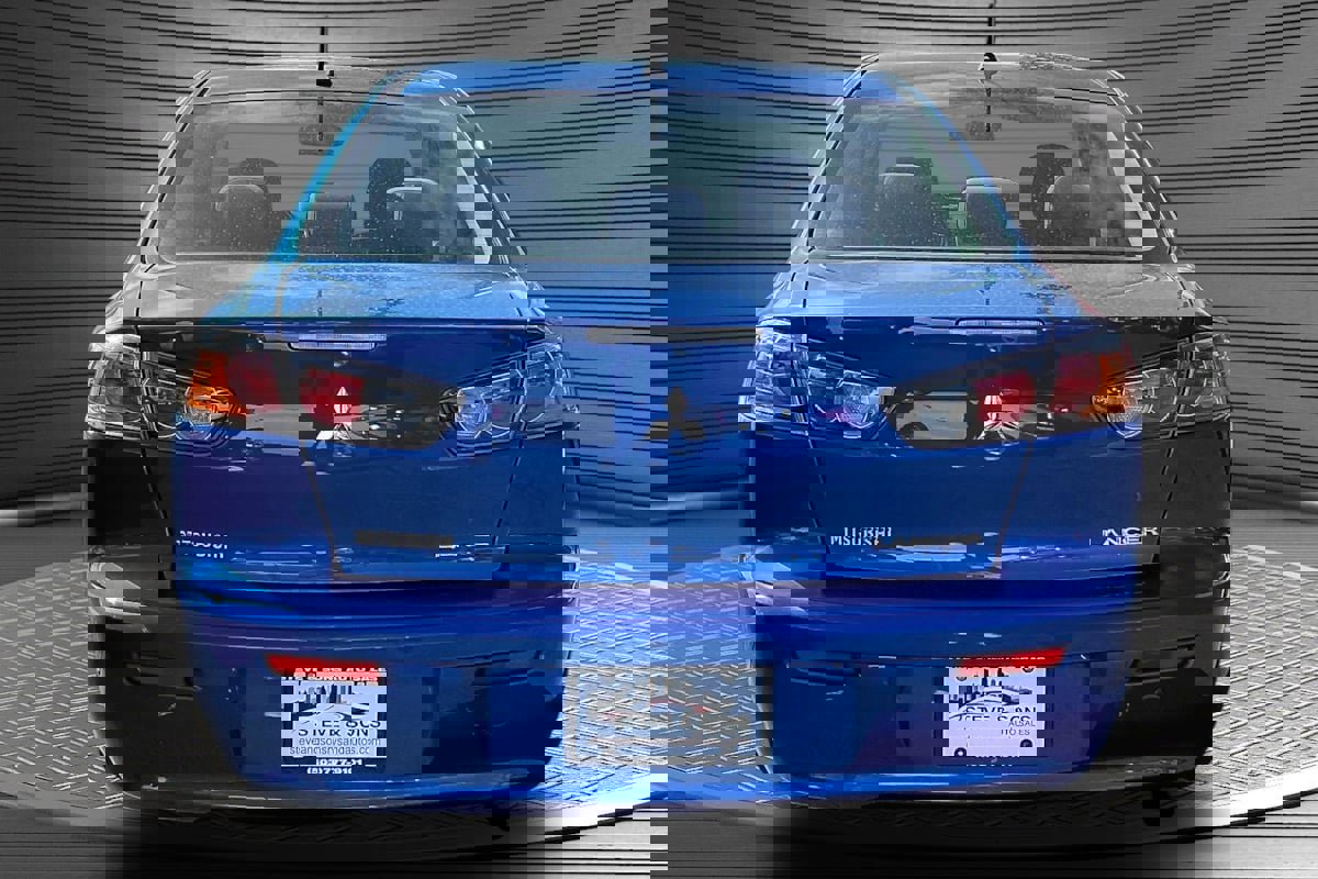 Used 2011 Mitsubishi Lancer ES image 5