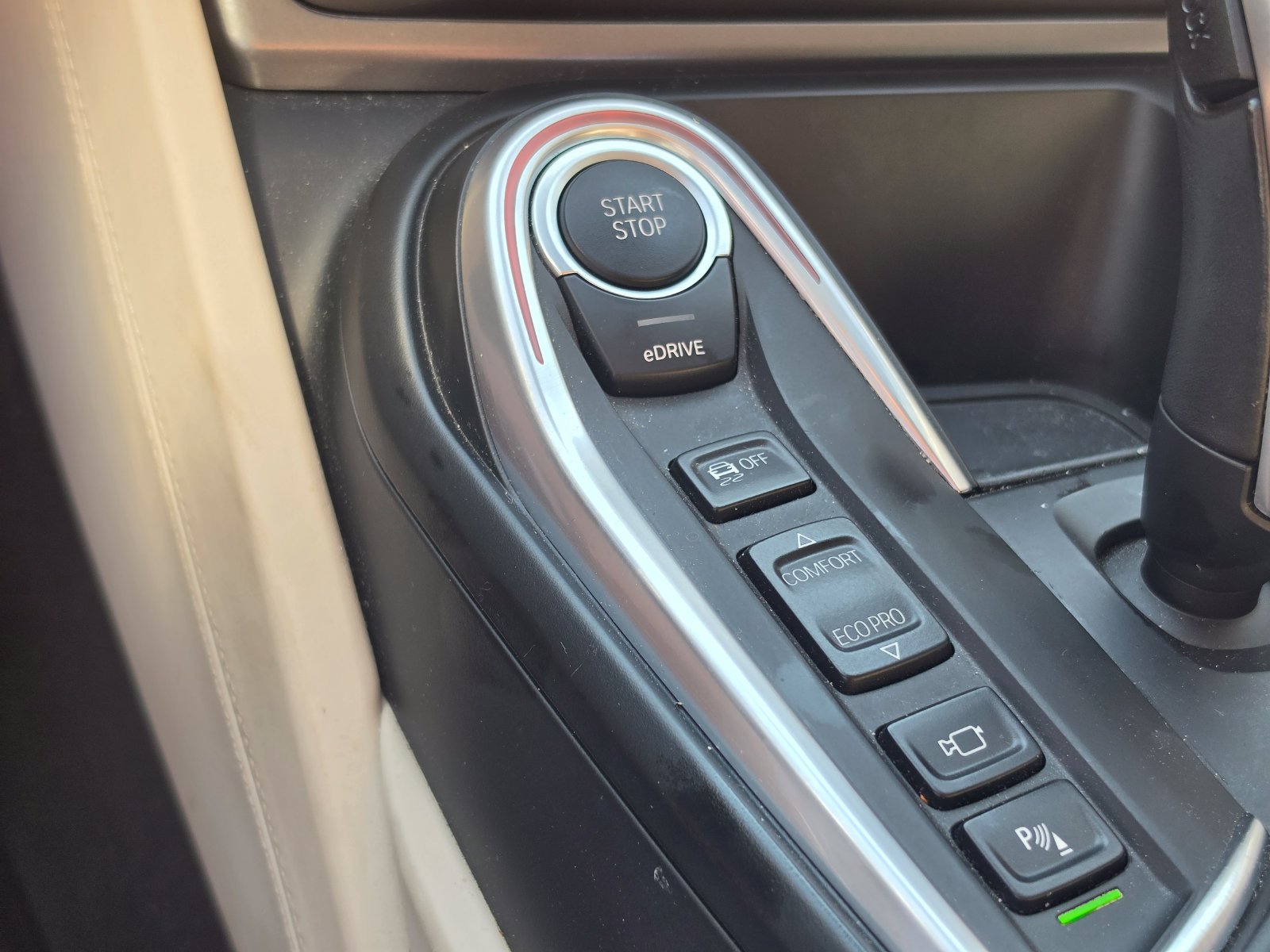 Used 2015 BMW i8 AWD/4WD image 14