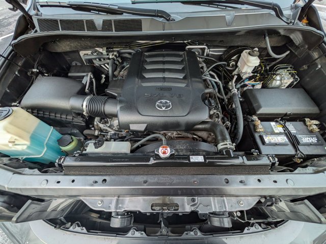 Used 2019 Toyota Sequoia SR5 w/ Premium Package image 24