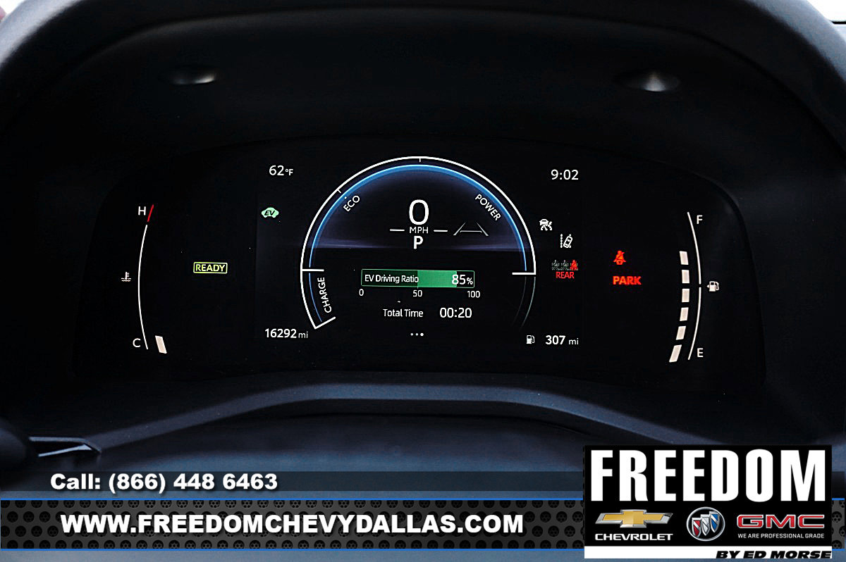 Used 2025 Toyota Camry LE image 14