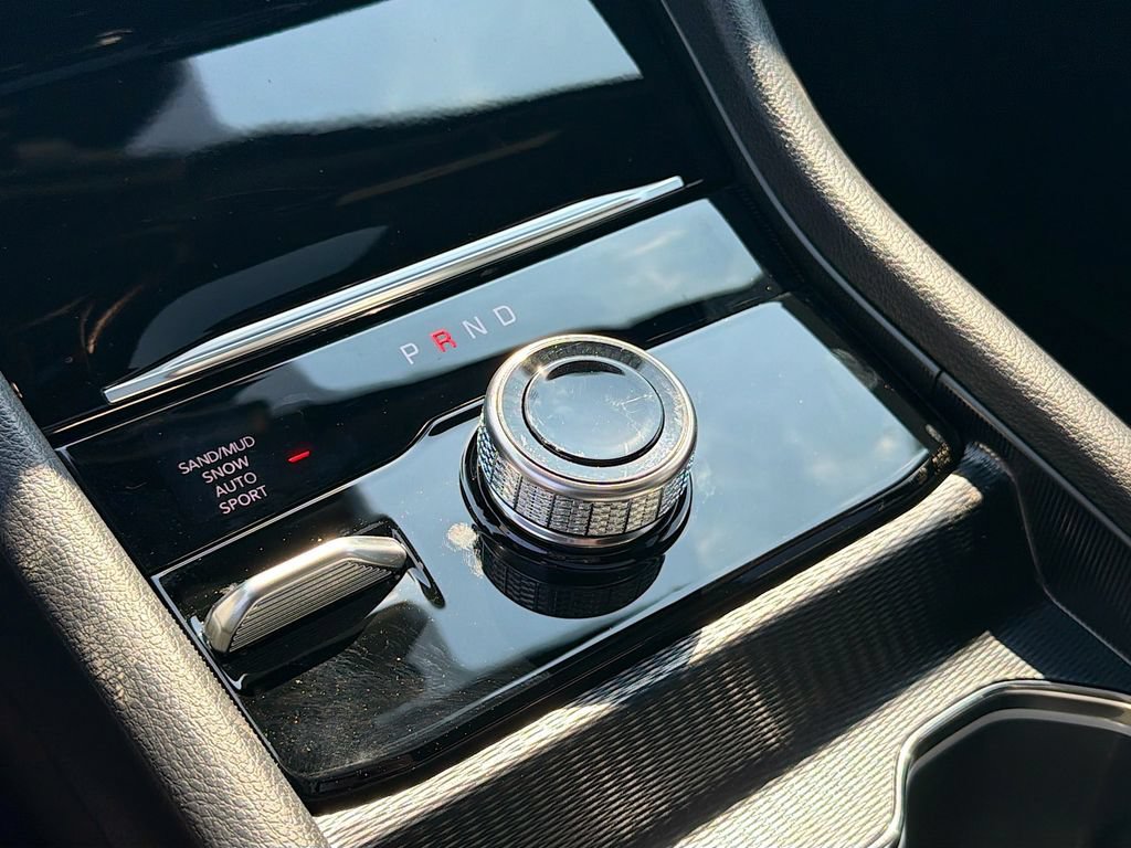 New 2026 Jeep Grand Cherokee Altitude AWD/4WD image 28