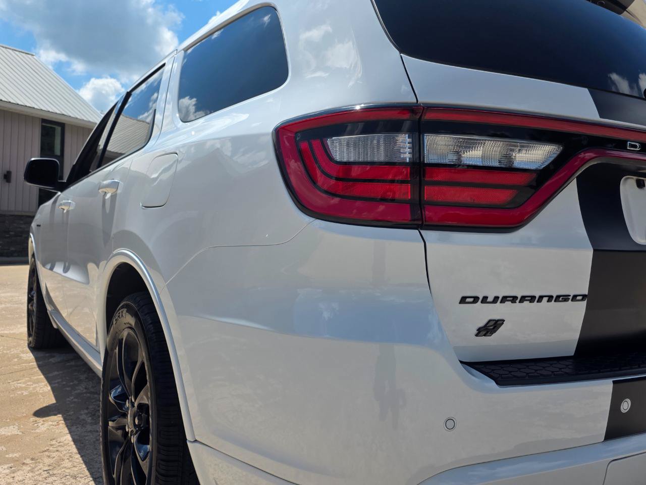 Used 2020 Dodge Durango R/T w/ Blacktop Package AWD/4WD image 19