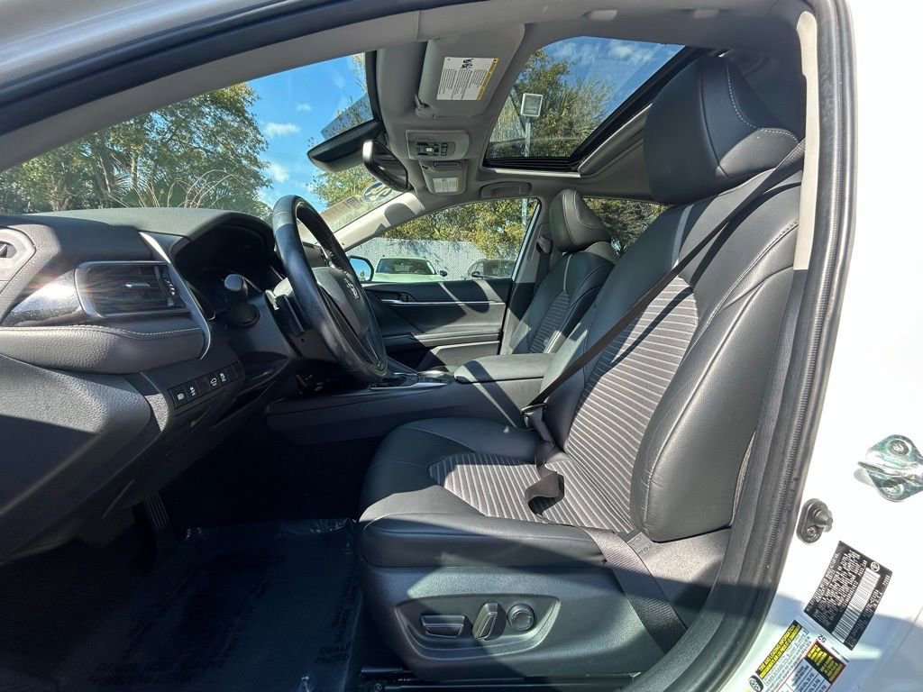 Used 2024 Toyota Camry SE w/ Audio Upgrade Package image 13