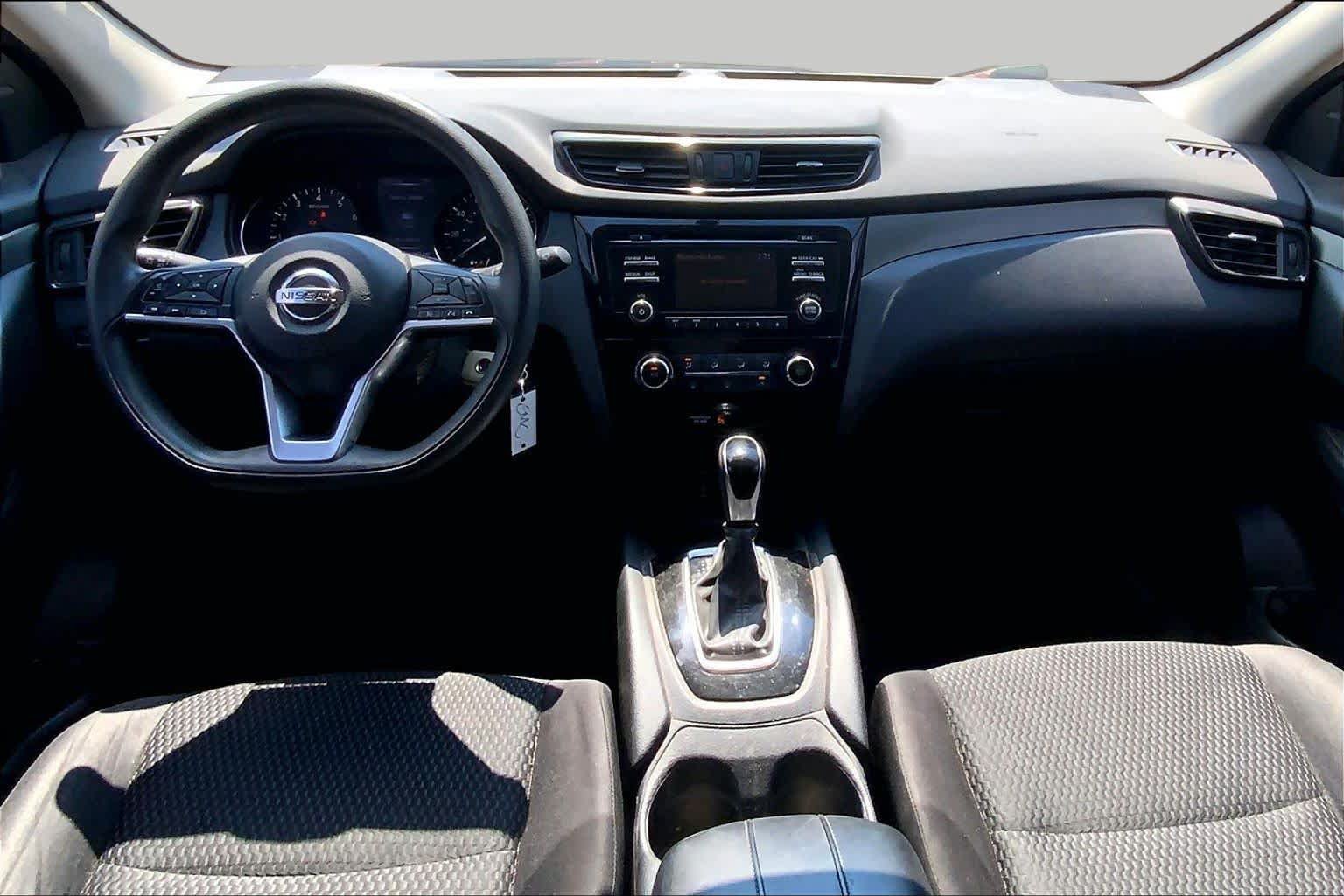 Used 2018 Nissan Rogue Sport S w/ S Appearance Package AWD/4WD image 15