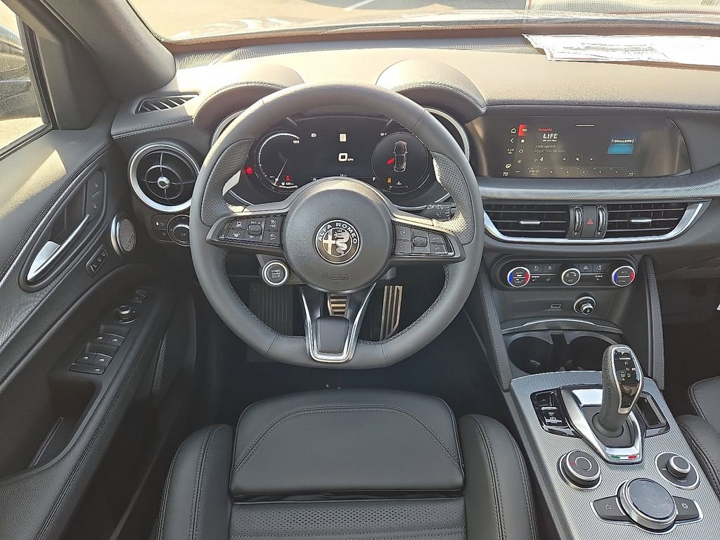 New 2026 Alfa Romeo Stelvio Sprint AWD/4WD image 7