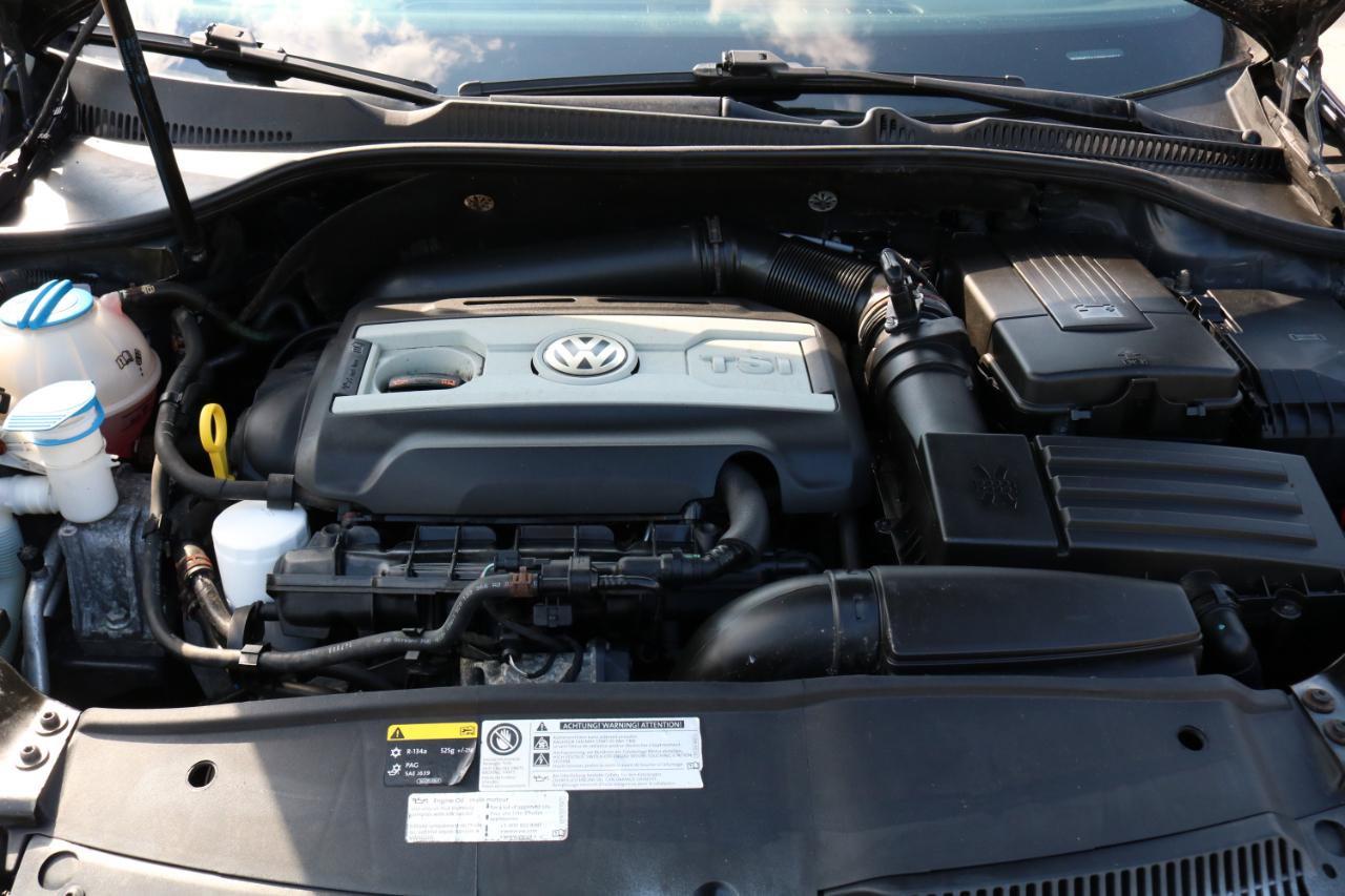 Used 2013 Volkswagen GTI Wolfsburg Edition FWD image 44