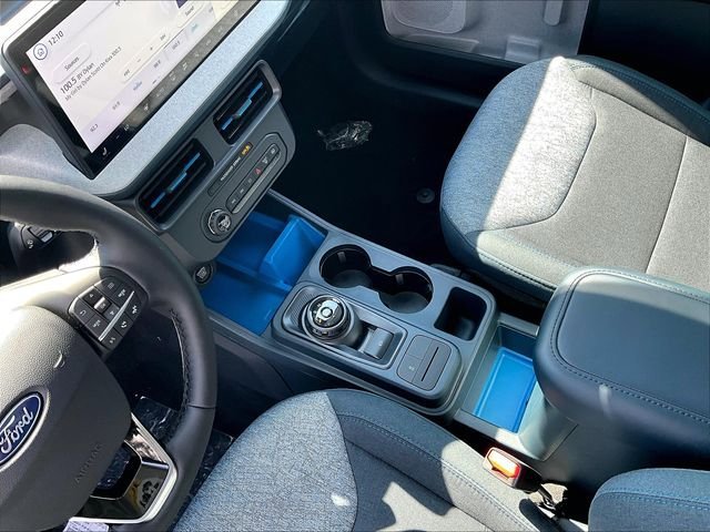 New 2025 Ford Maverick XLT w/ XLT Luxury Package FWD image 24