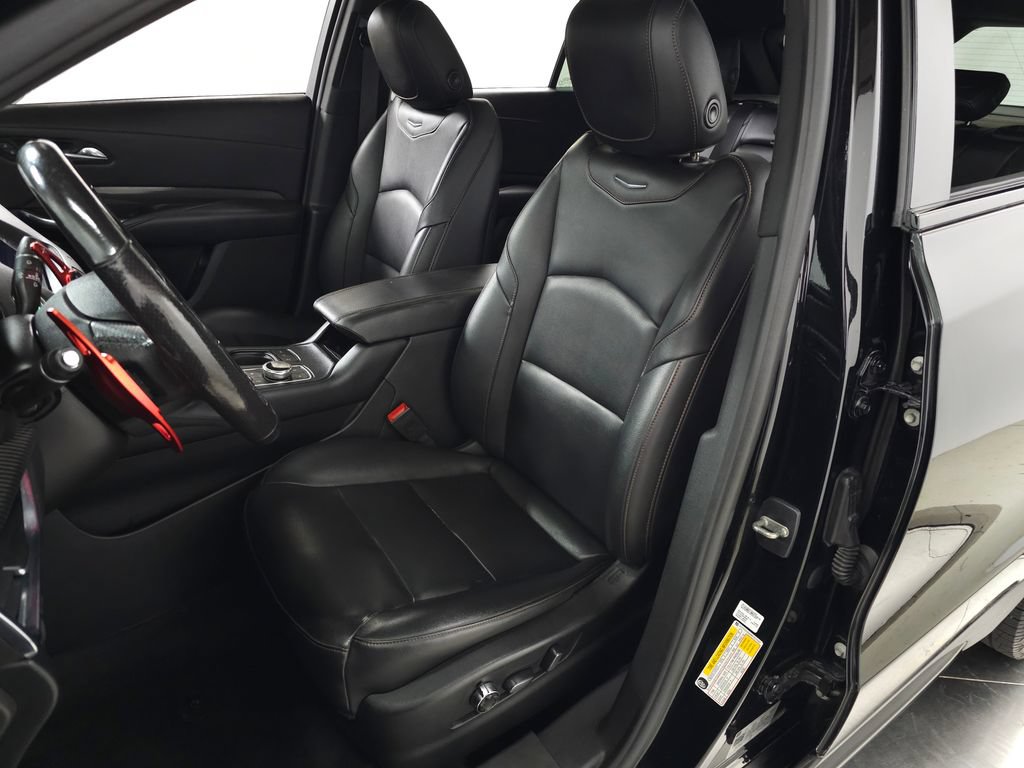Used 2021 Cadillac XT4 Sport w/ Cold Weather Package FWD image 15