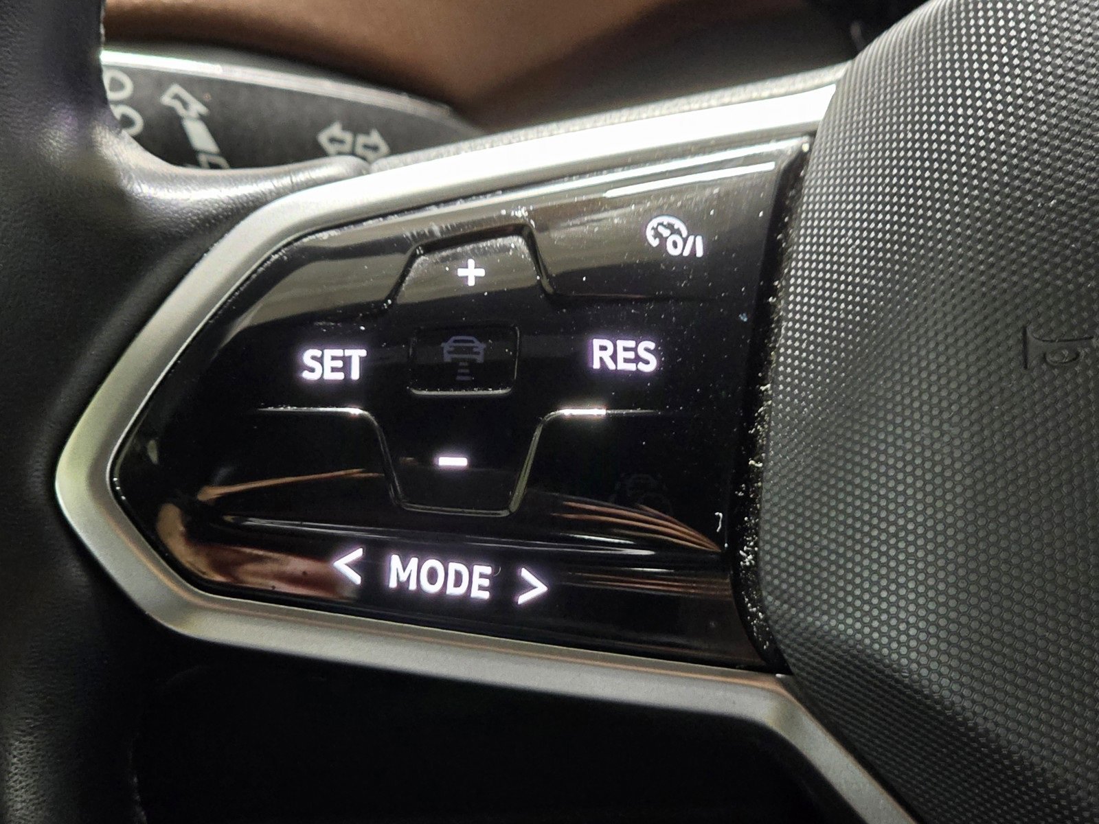 Used 2022 Volkswagen ID.4 Pro S image 30