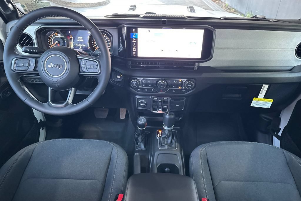New 2026 Jeep Gladiator Sport AWD/4WD image 13
