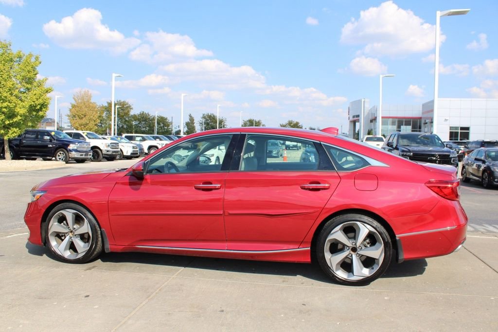 Used 2020 Honda Accord Touring image 4