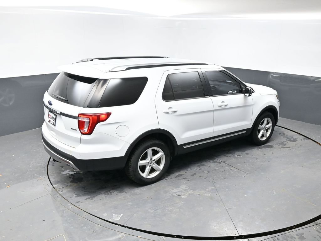 Used 2016 Ford Explorer XLT w/ Equipment Group 201A image 39