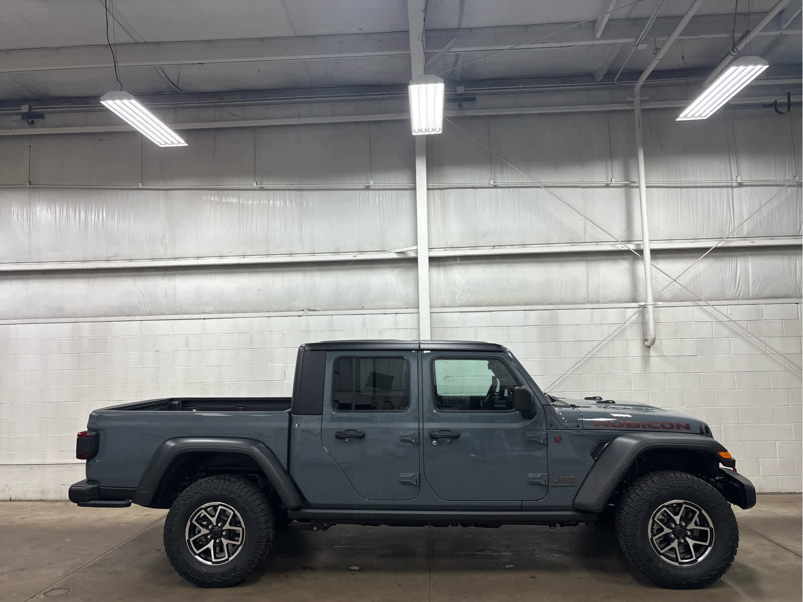New 2025 Jeep Gladiator Rubicon w/ Convenience Group