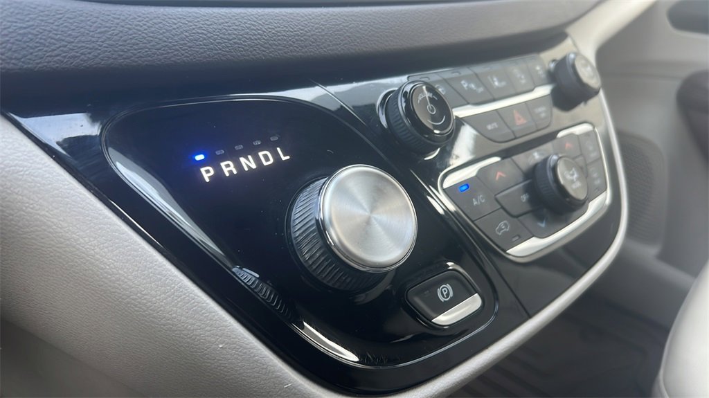 Used 2020 Chrysler Pacifica Touring-L Plus w/ Advanced Safetytec Group image 24