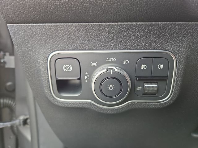 New 2026 Mercedes-Benz GLB 250 4MATIC image 20