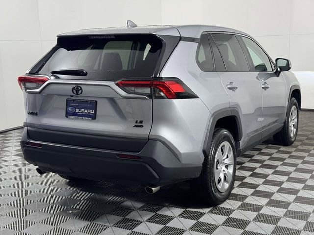 Used 2023 Toyota RAV4 LE AWD/4WD image 10