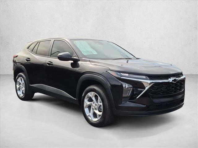 New 2026 Chevrolet Trax LS w/ LS Convenience Package FWD image 7