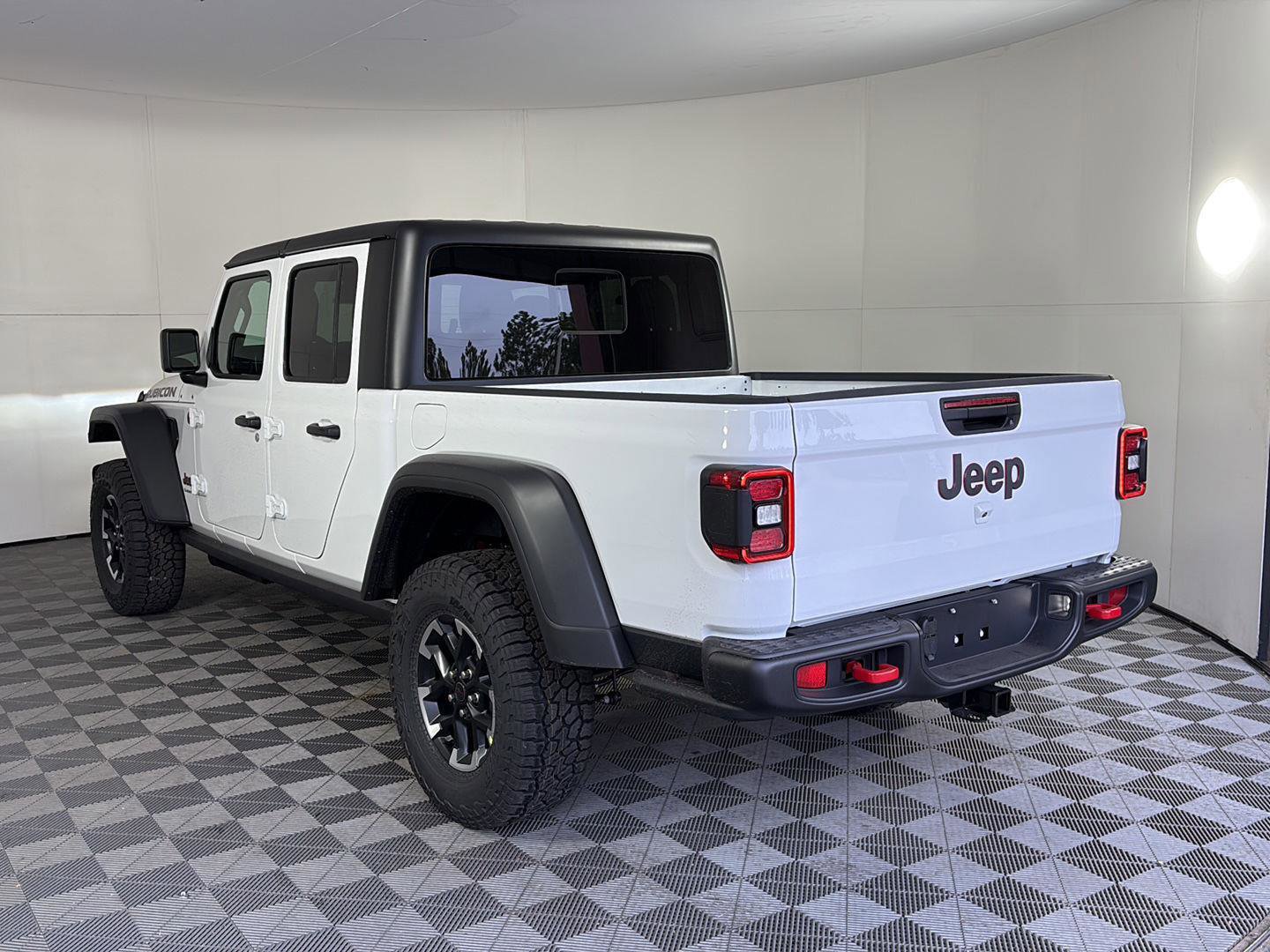 New 2026 Jeep Gladiator Rubicon w/ Steel Power Dome Hood Package AWD/4WD image 6