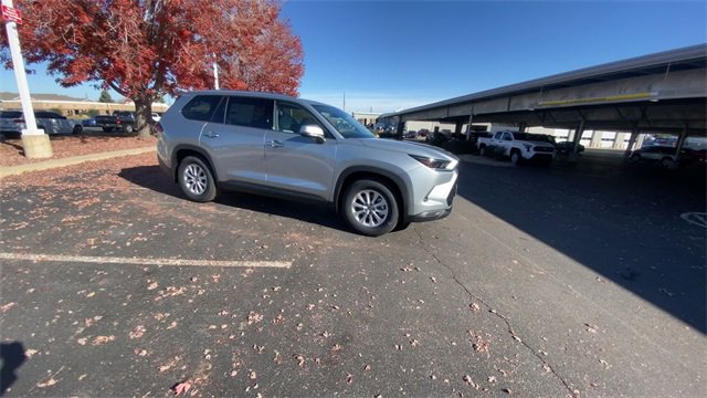 New 2026 Toyota Grand Highlander XLE image 9