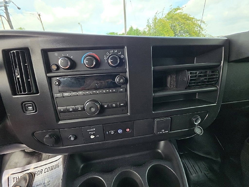 Used 2025 Chevrolet Express 2500 w/ Driver Convenience Package RWD image 18