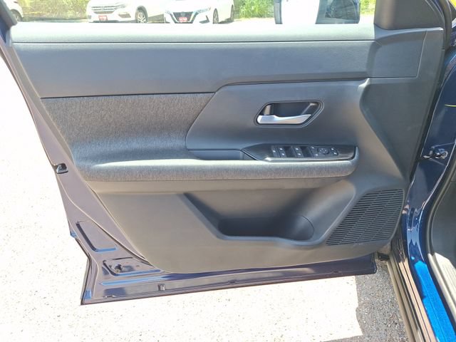 New 2026 Nissan Kicks SV w/ SV Premium Package FWD image 10