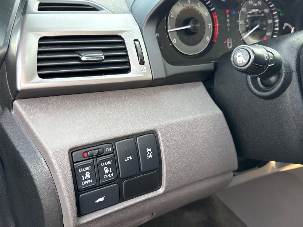 Used 2016 Honda Odyssey EX-L image 24
