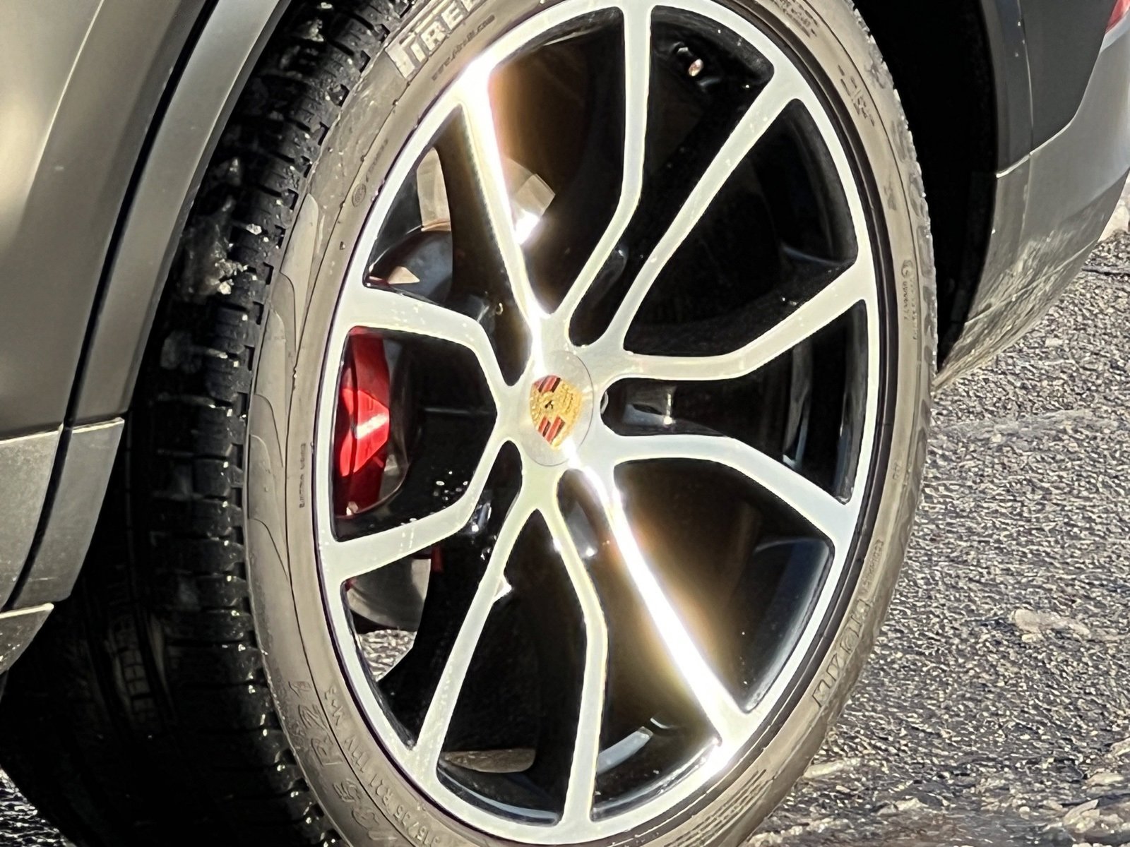 Certified 2021 Porsche Cayenne Coupe image 11