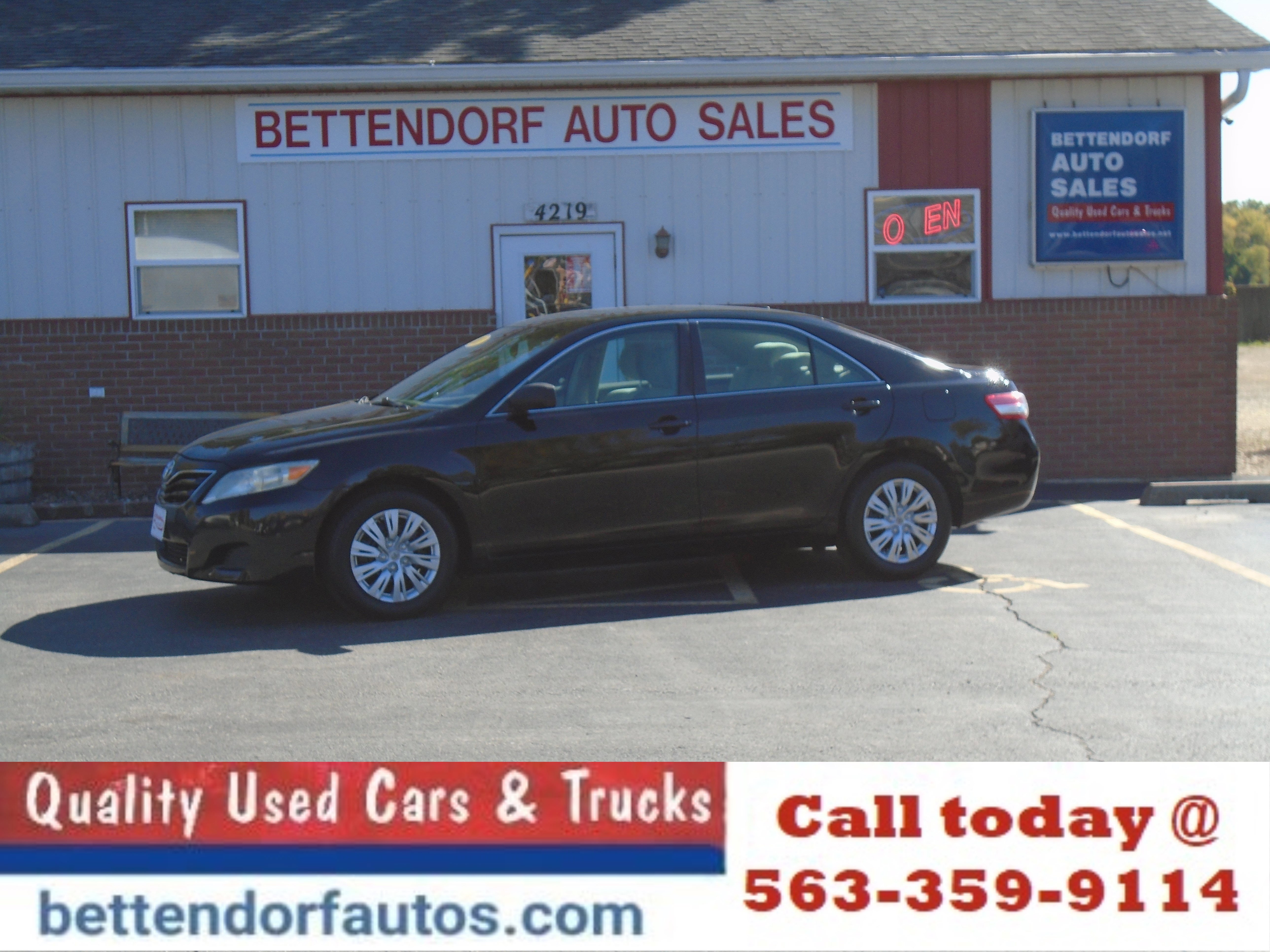 Used 2011 Toyota Camry LE