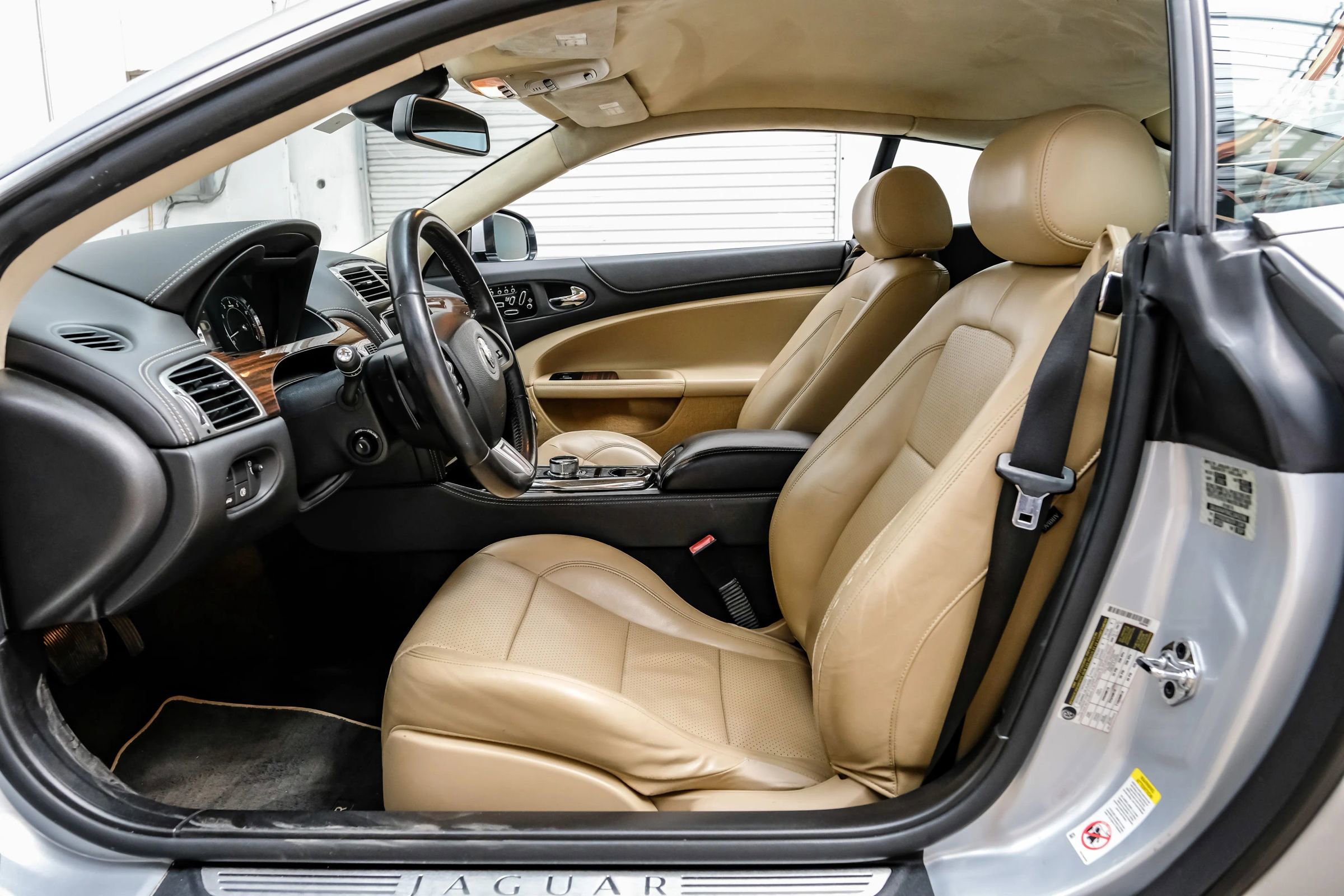 Used 2012 Jaguar XK Coupe image 4