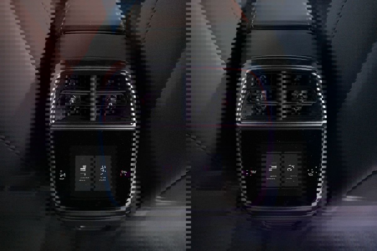 Used 2024 Lucid Air Touring image 27