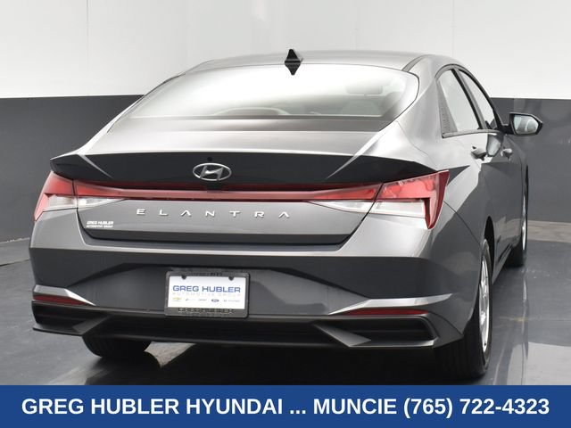 Used 2023 Hyundai Elantra SE FWD image 19